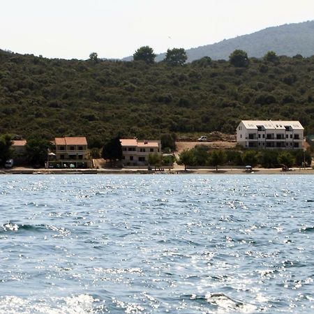 Apartments Vlatko Drače Eksteriør bilde